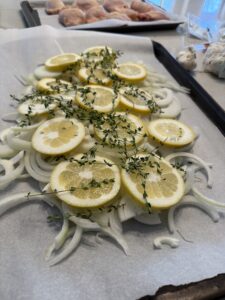 Sliced onions and lemon