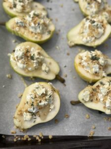 stuffed pears with blue cheese and ricotta